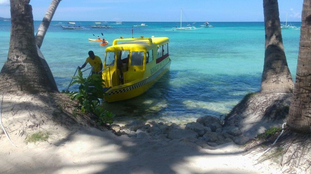 Microtel By Wyndham Boracay Balabag  Eksteriør billede